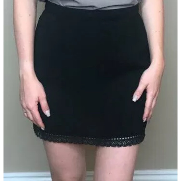 Konyali Skirt ⛄️With Lace - Picture 2 of 6